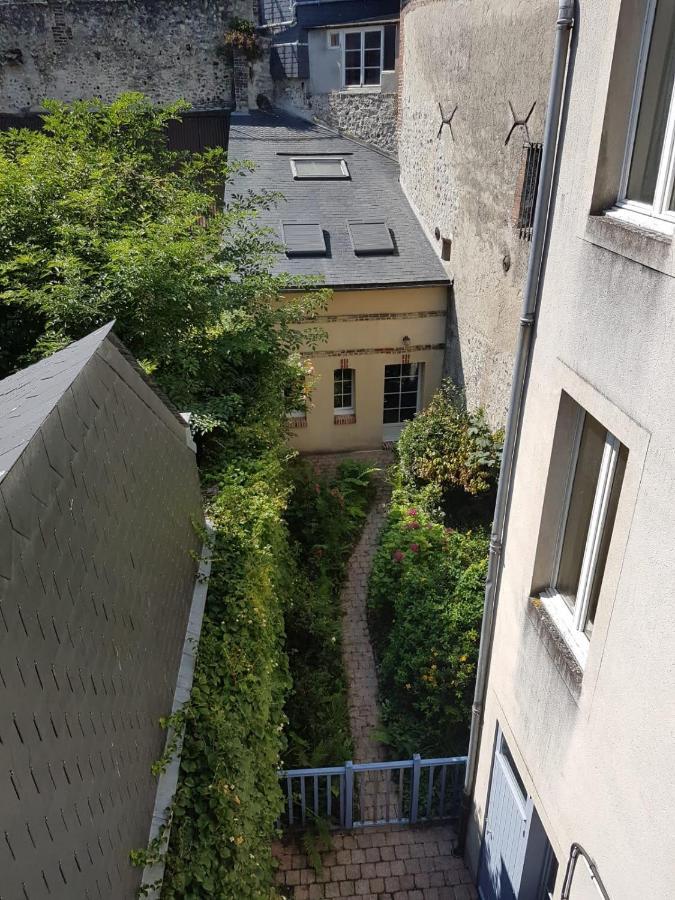 La cabane du Petit Matelot Honfleur Extérieur photo